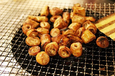 Ghé Thăm Con Phố Lòng Nướng Bình Dân Khi Tới Seoul Ghé Thăm Con Phố Lòng Nướng Bình Dân Khi Tới Seoul