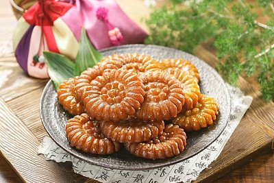 Thưởng Thức Những Món Tráng Miệng Truyền Thống Của Xứ Kim Chi Thưởng Thức Những Món Tráng Miệng Truyền Thống Của Xứ Kim Chi