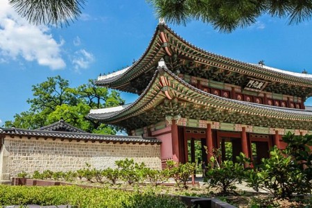Các khu hoàng gia nổi tiếng tại Seoul Hàn Quốc phục được hồi nguyên trạng
