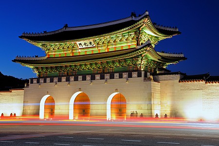 Quảng Trường Gwanghwamun rộng lớn và nổi tiếng của Hàn Quốc