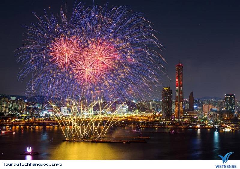 Trải Nghiệm Vẻ Đẹp Rực Rỡ Của Lễ Hội Pháo Hoa Quốc Tế Seoul 2018 - Ảnh 3 Trải Nghiệm Vẻ Đẹp Rực Rỡ Của Lễ Hội Pháo Hoa Quốc Tế Seoul 2018 - Ảnh 3