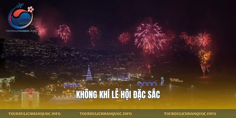 không khí lễ hội đặc sắc